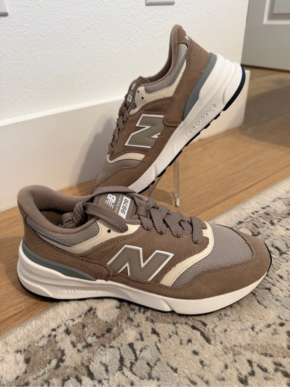 New Balance Kids Sneakers in Brown and Beige